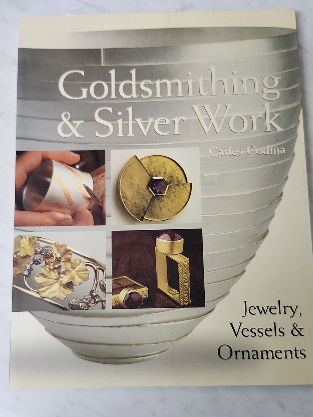 Goldsmithing & Silver Magazine showcasing Vessels & Ornaments -